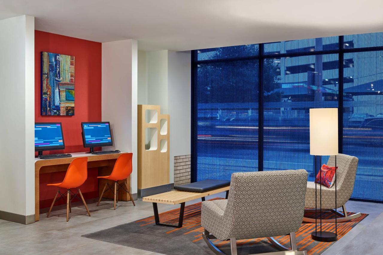 Hotel Aloft Houston Downtown Exterior foto
